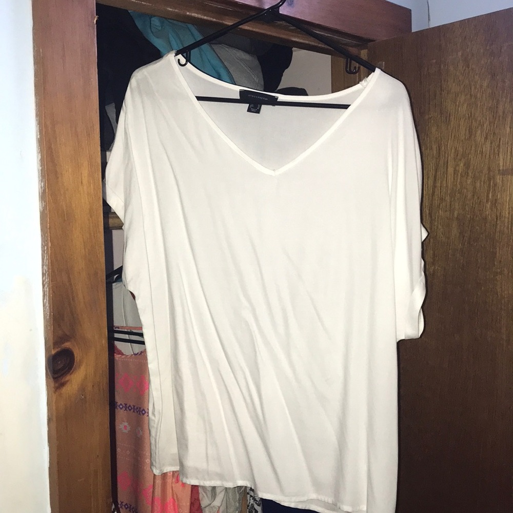 Plain white over sized short sleeve shirt